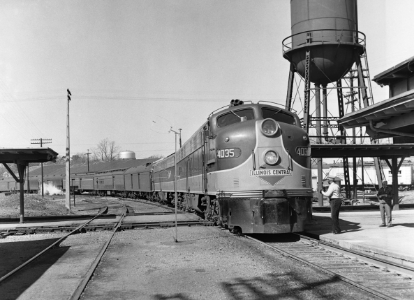 Black and white image of train